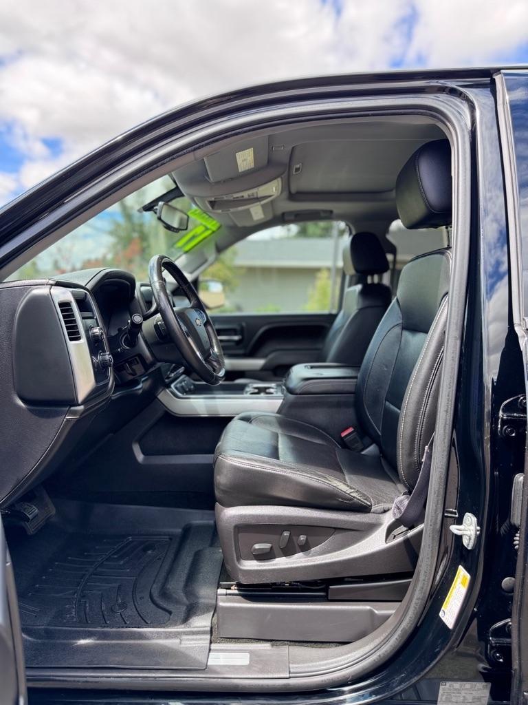 Chevrolet Silverado 1500 4WD Crew Cab 143.5" LTZ w/2LZ 2017