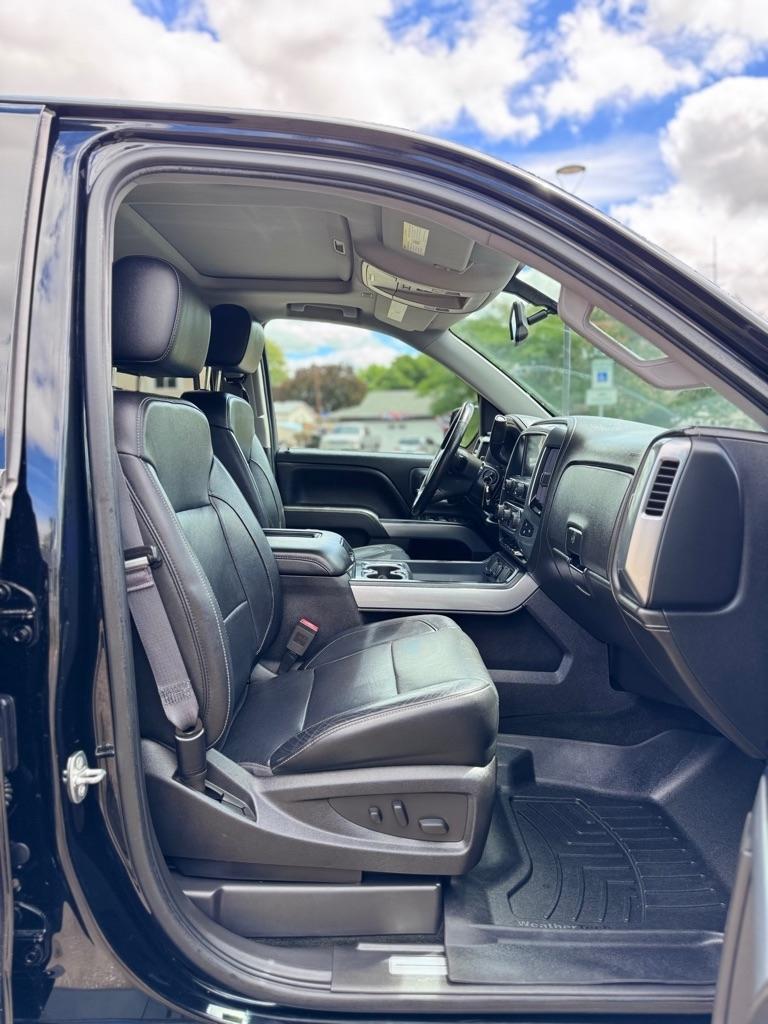 Chevrolet Silverado 1500 4WD Crew Cab 143.5" LTZ w/2LZ 2017