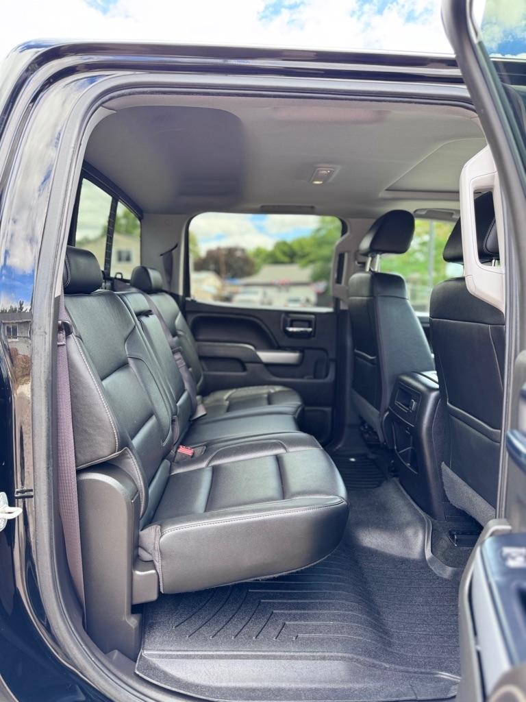 Chevrolet Silverado 1500 4WD Crew Cab 143.5" LTZ w/2LZ 2017