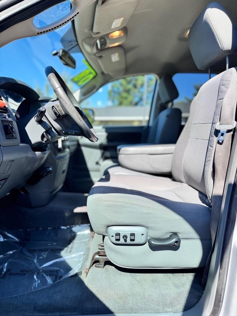 Dodge Ram 3500 4WD Quad Cab 160.5" SLT 2008