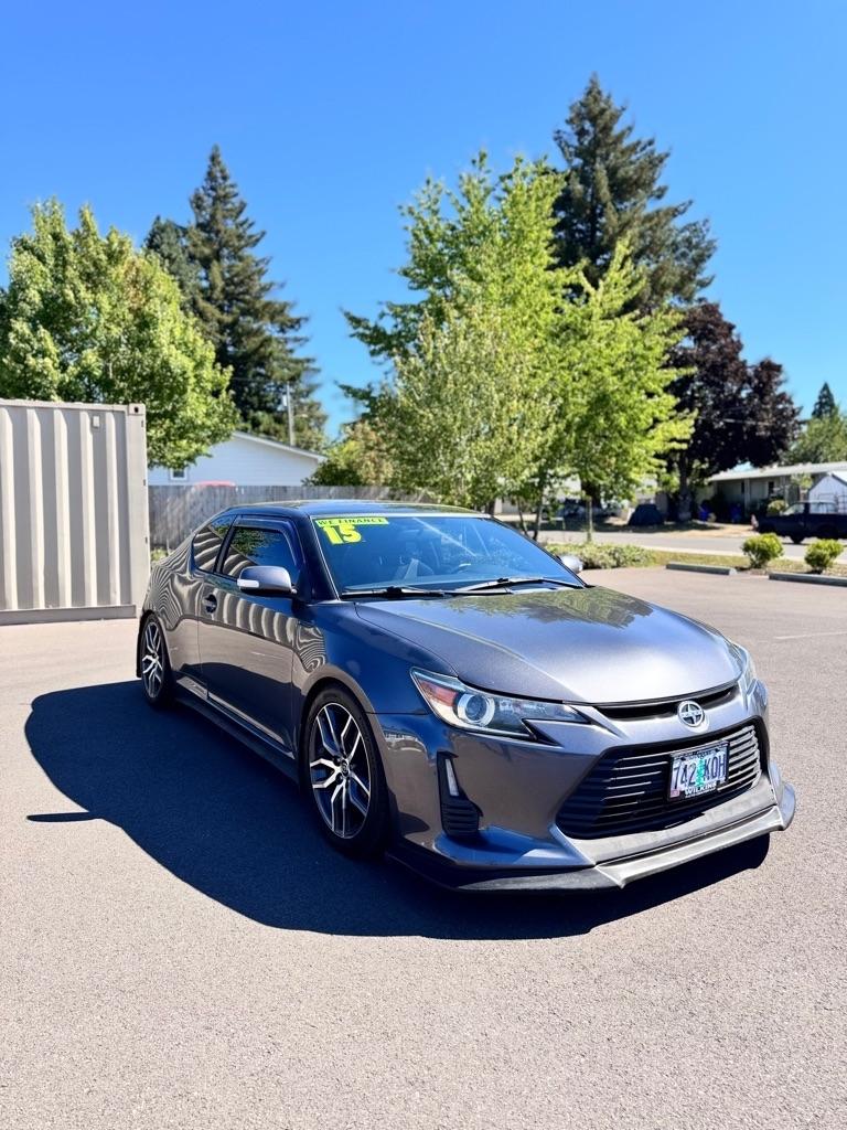 Scion tC 2dr HB Man (Natl) 2015