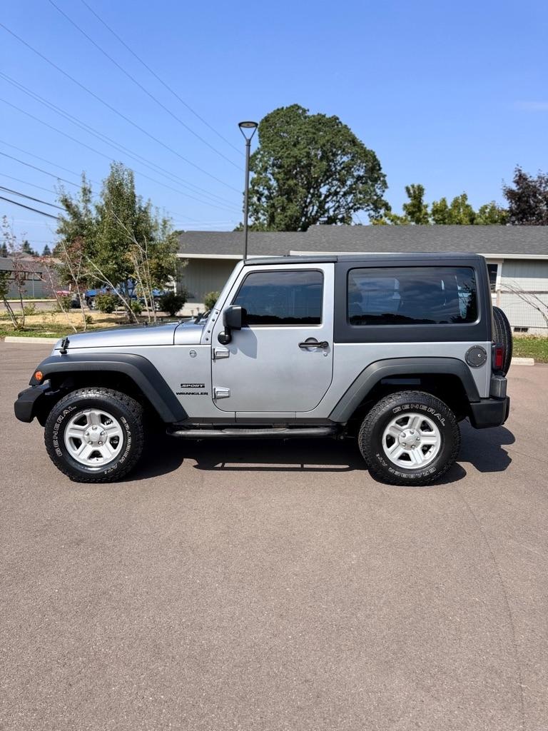 Jeep Wrangler 4WD 2dr Sport 2015