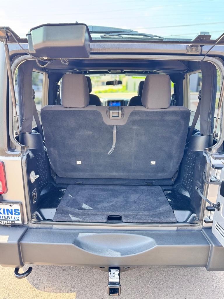 Jeep Wrangler 4WD 2dr Sport 2015