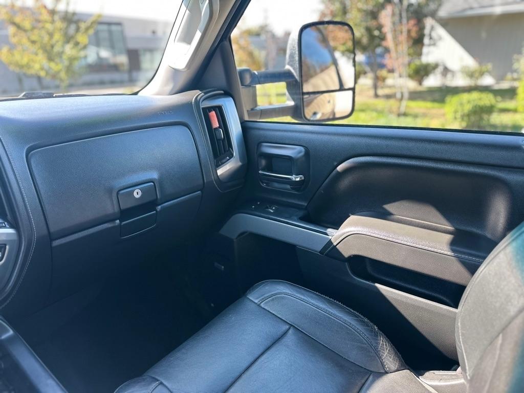 Chevrolet Silverado 2500HD 4WD Crew Cab 153.7" LTZ 2015