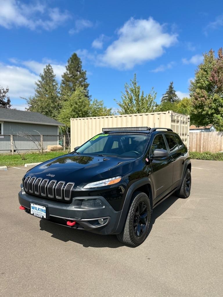 2017 Jeep Cherokee 4WD 4dr Trailhawk
