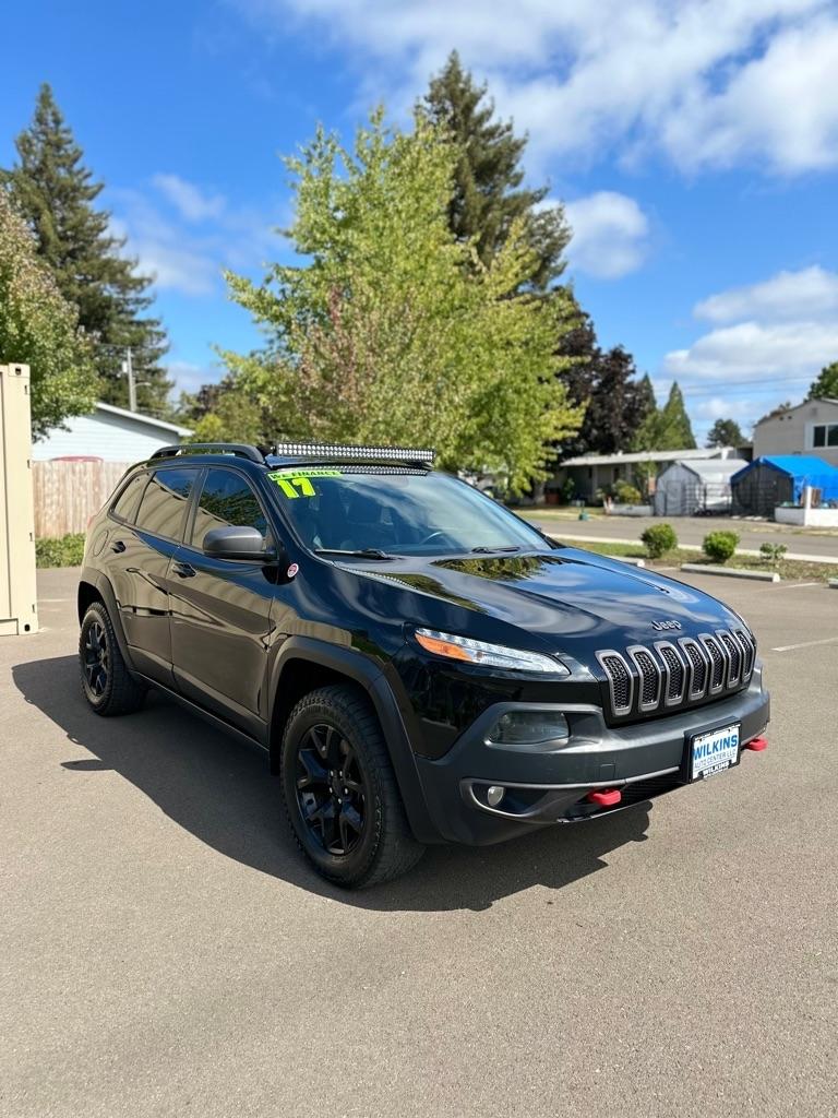 Jeep Cherokee 4WD 4dr Trailhawk 2017
