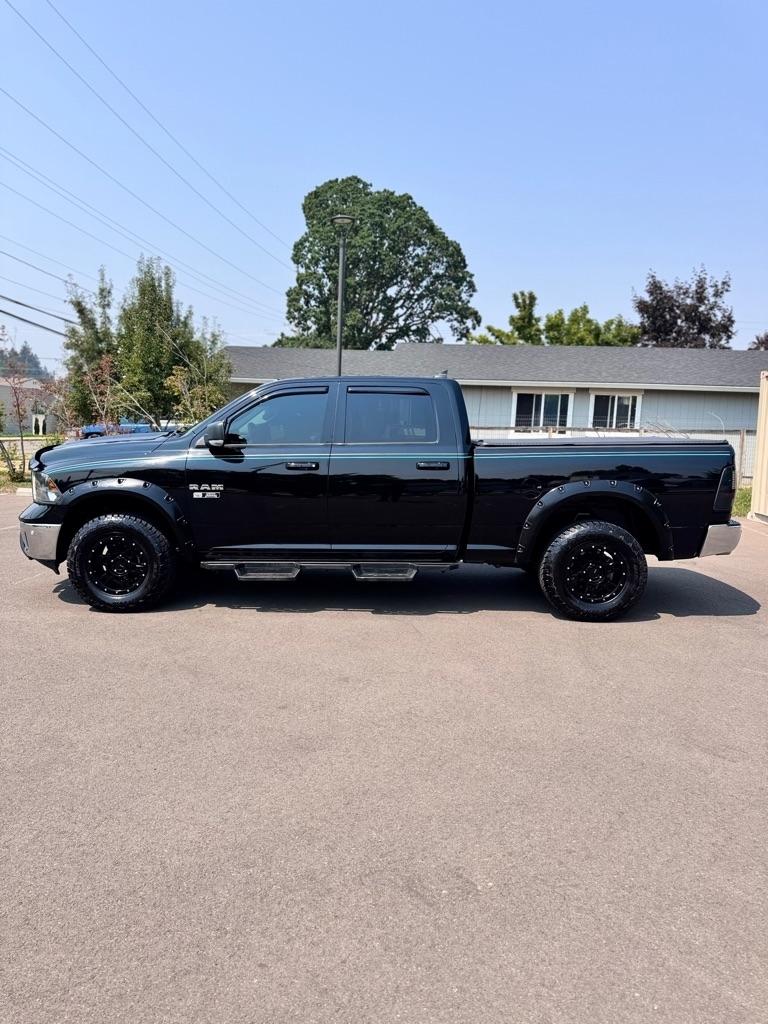 RAM 1500 Classic Big Horn 4x4 Crew Cab 6'4" Box 2019