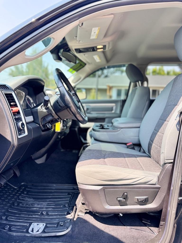 RAM 1500 Classic Big Horn 4x4 Crew Cab 6'4" Box 2019