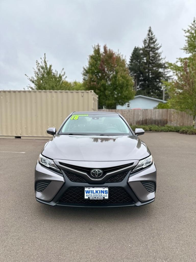 Toyota Camry XLE Auto (Natl) 2018
