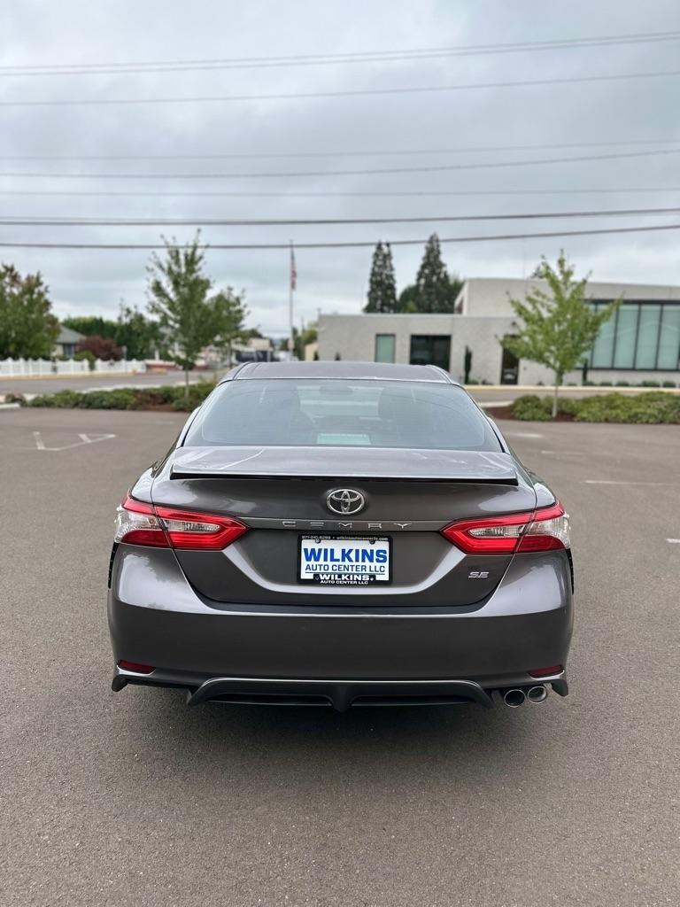 Toyota Camry XLE Auto (Natl) 2018
