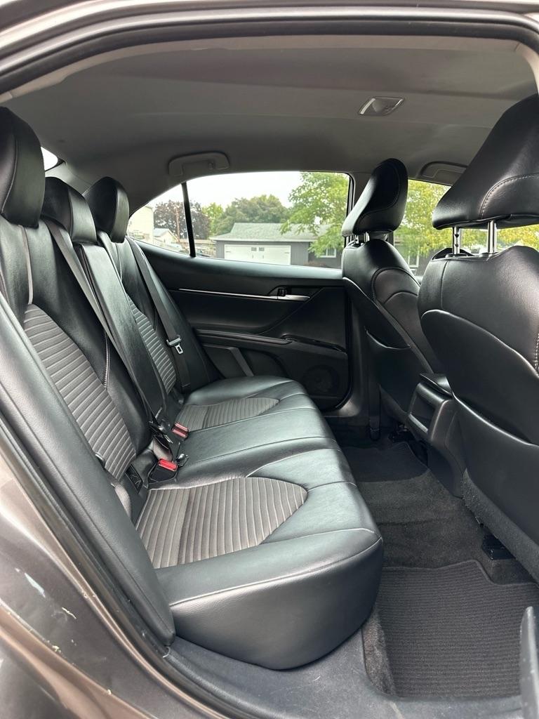 Toyota Camry XLE Auto (Natl) 2018