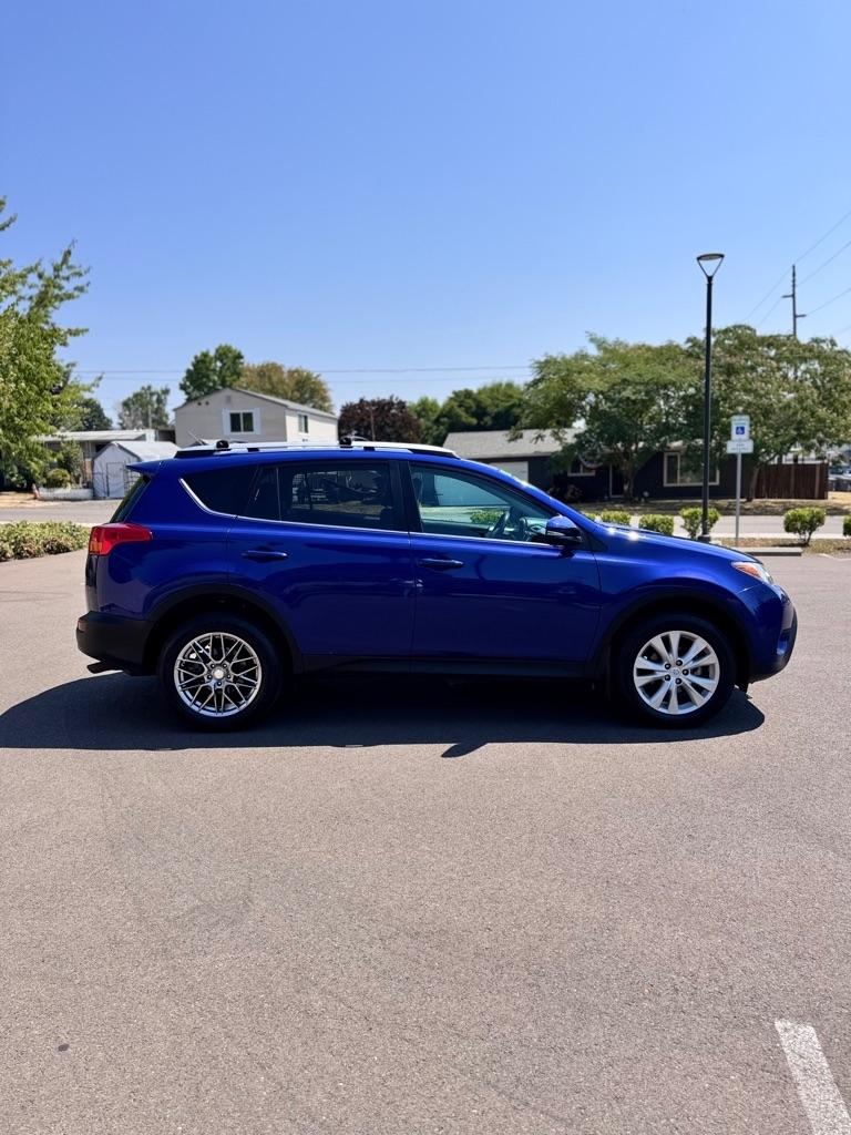 Toyota RAV4 AWD 4dr Limited (Natl) 2015