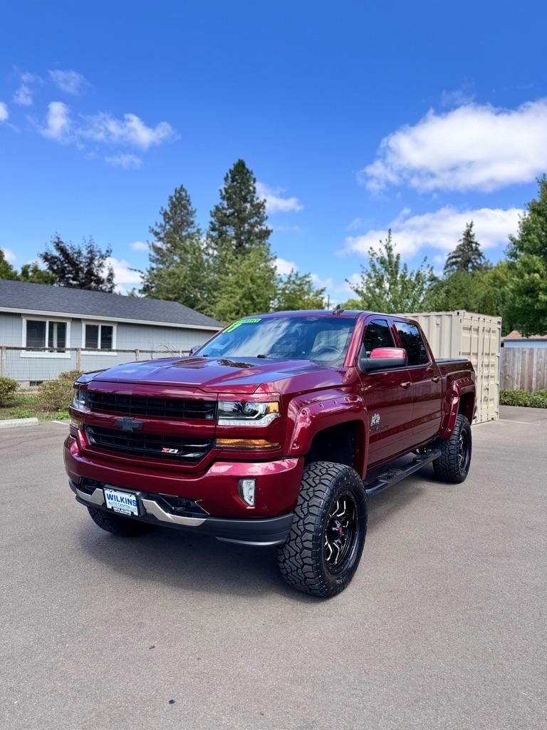 2017 Chevrolet Silverado 1500 4WD Crew Cab 143.5" LT w/2LT