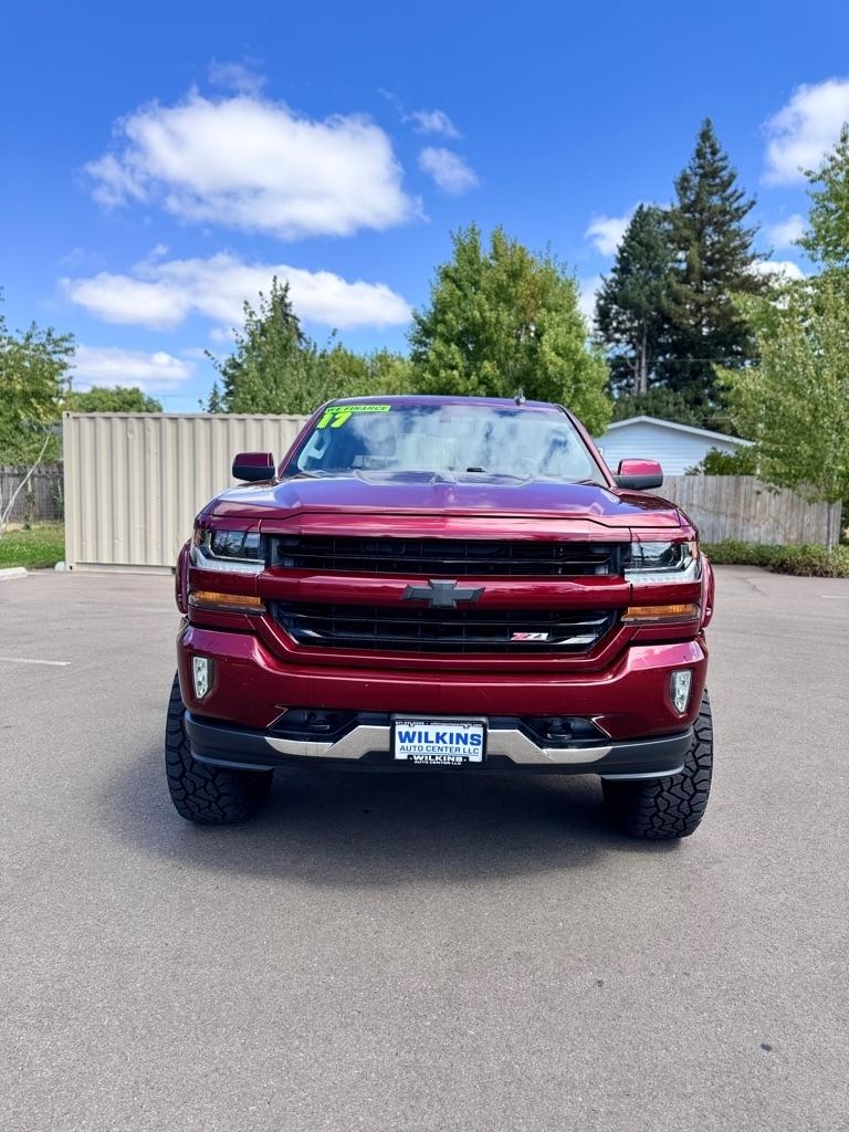 Chevrolet Silverado 1500 4WD Crew Cab 143.5" LT w/2LT 2017