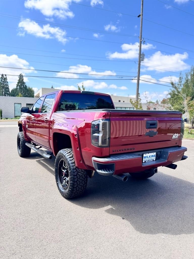 Chevrolet Silverado 1500 4WD Crew Cab 143.5" LT w/2LT 2017