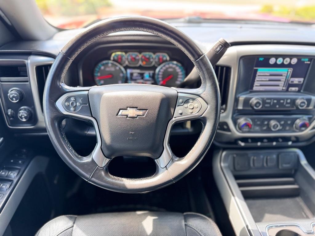 Chevrolet Silverado 1500 4WD Crew Cab 143.5" LT w/2LT 2017