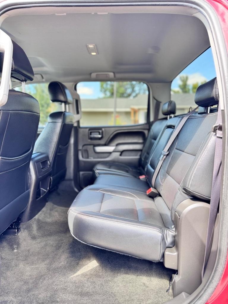 Chevrolet Silverado 1500 4WD Crew Cab 143.5" LT w/2LT 2017