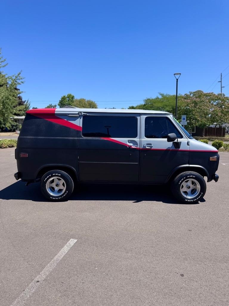 Chevrolet G10  1975