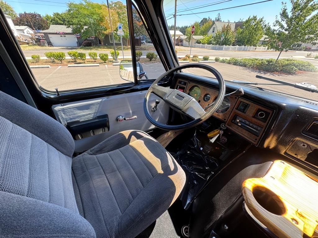 Chevrolet G10  1975