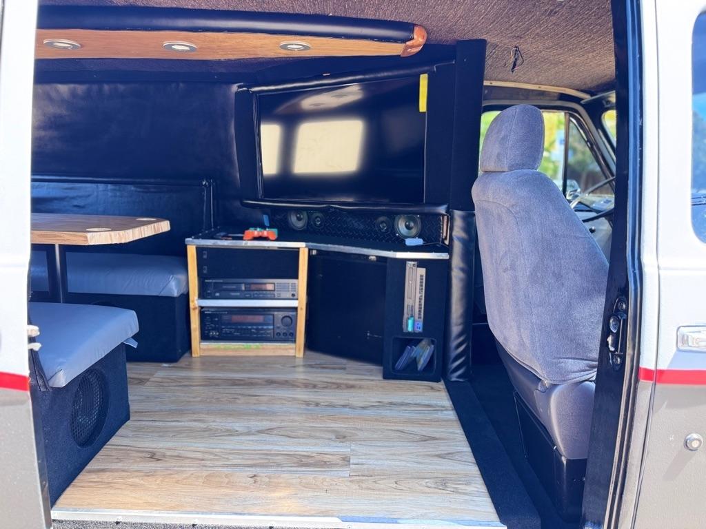 Chevrolet G10  1975