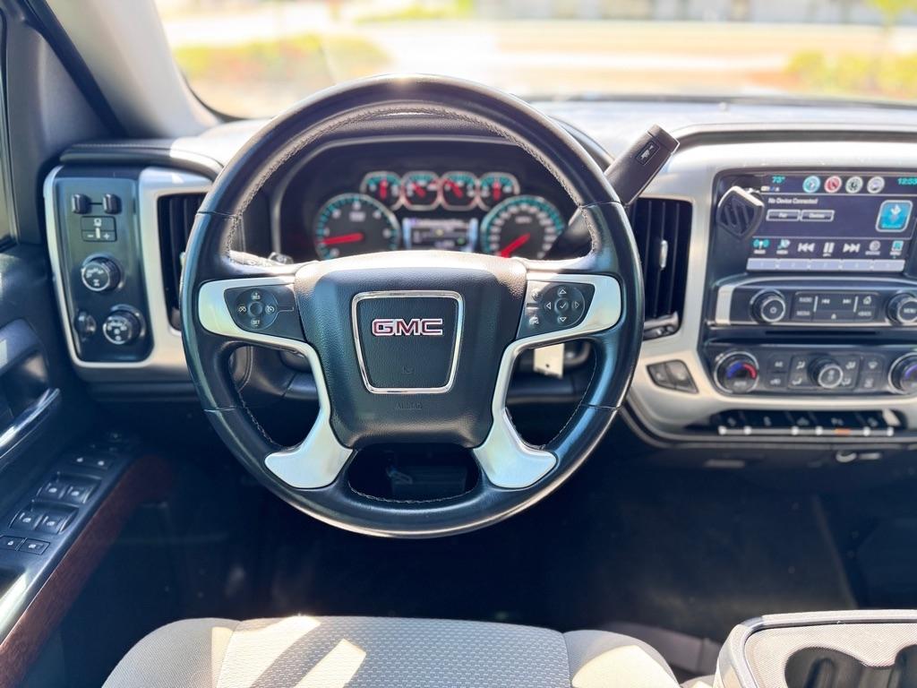 GMC Sierra 1500 4WD Crew Cab 143.5" SLE 2017