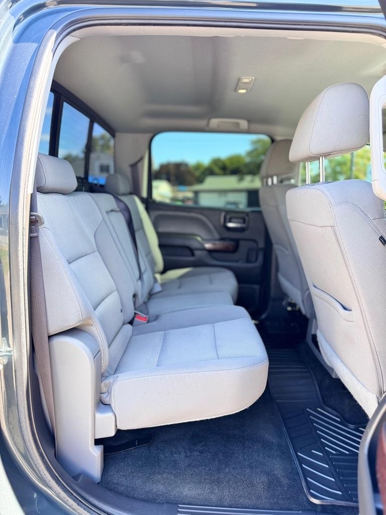 GMC Sierra 1500 4WD Crew Cab 143.5" SLE 2017