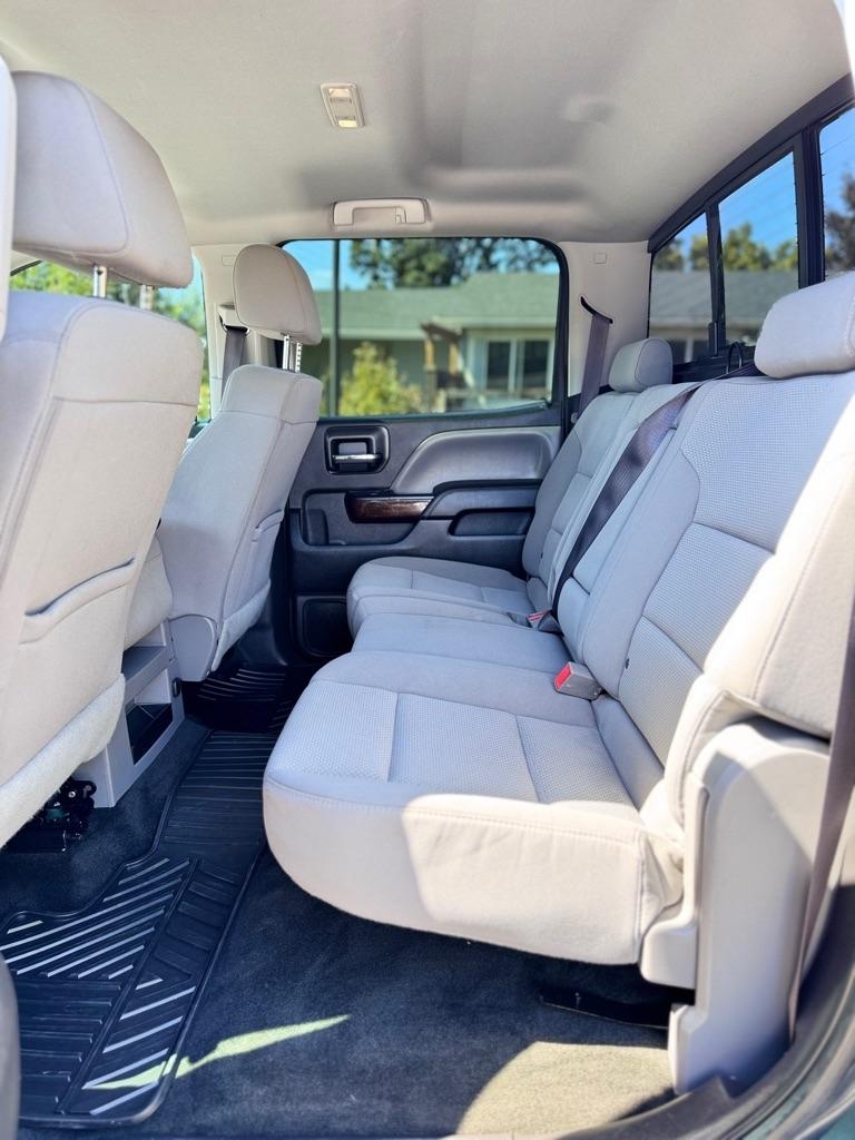 GMC Sierra 1500 4WD Crew Cab 143.5" SLE 2017