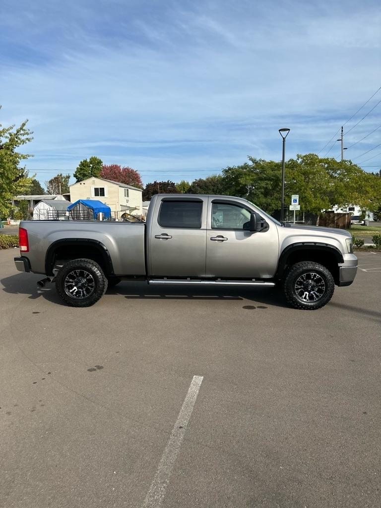 GMC Sierra 2500HD 4WD Crew Cab 153" Work Truck 2007