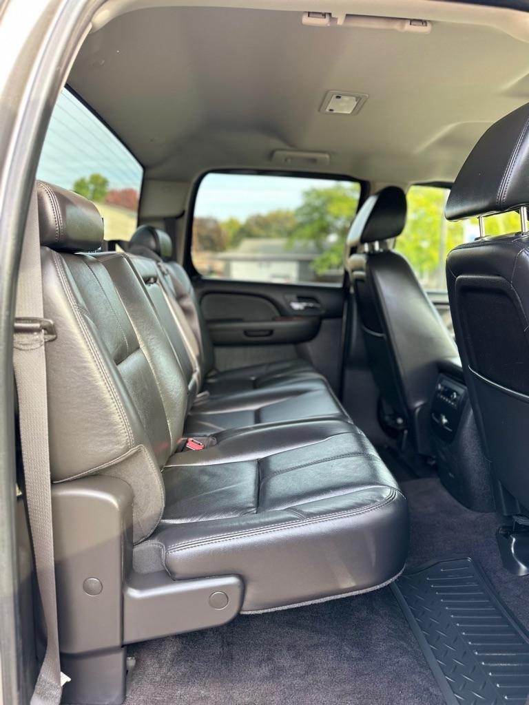 GMC Sierra 2500HD 4WD Crew Cab 153" Work Truck 2007