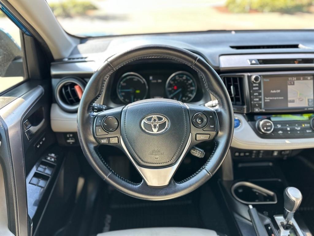 Toyota RAV4 Hybrid AWD 4dr Limited (Natl) 2016