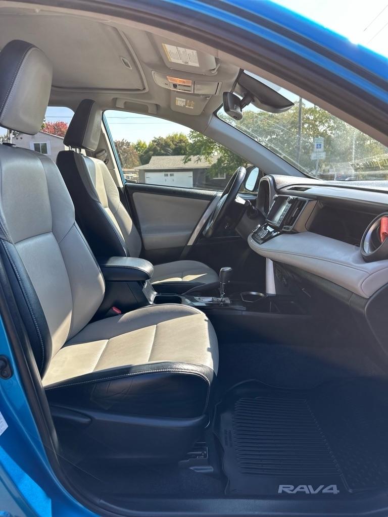 Toyota RAV4 Hybrid AWD 4dr Limited (Natl) 2016