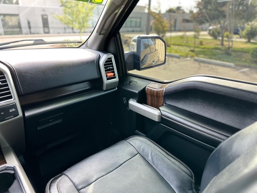 Ford F-150 4WD SuperCrew 145" King Ranch 2016