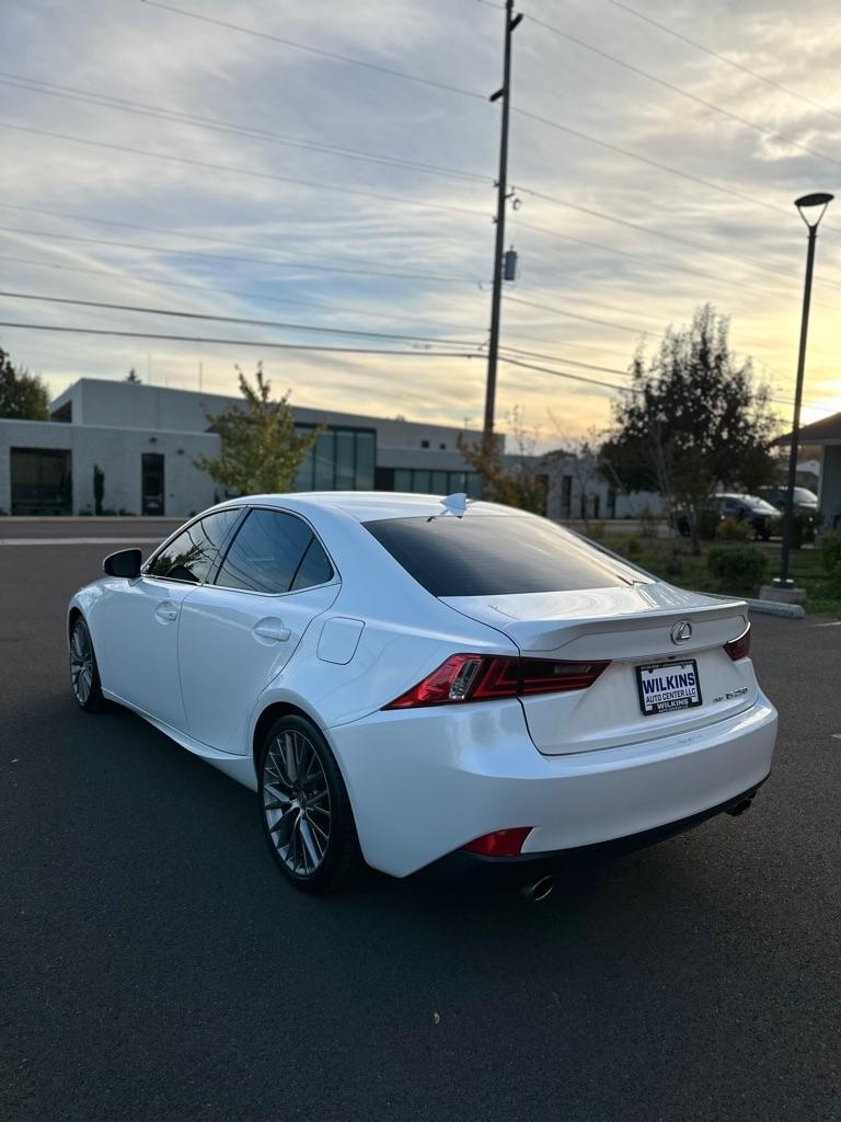 Lexus IS 250 4dr Sport Sdn AWD 2015