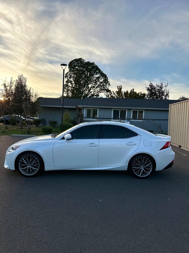 Lexus IS 250 4dr Sport Sdn AWD 2015