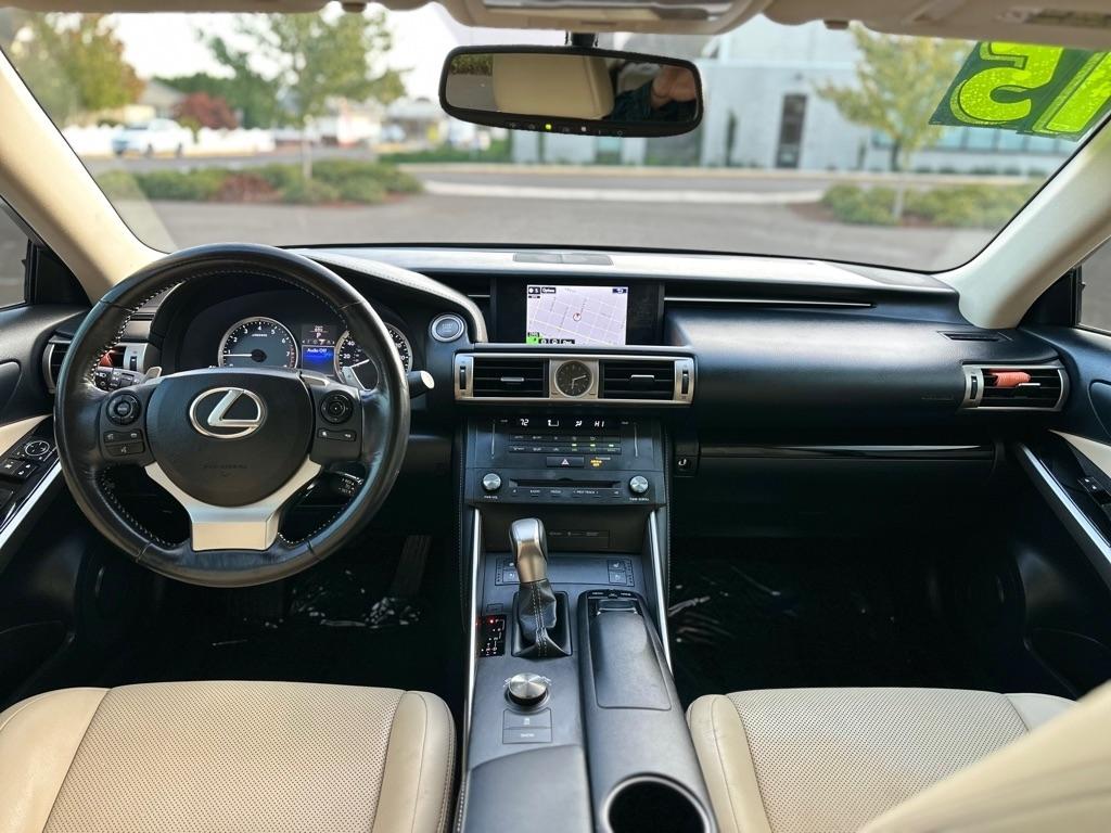 Lexus IS 250 4dr Sport Sdn AWD 2015