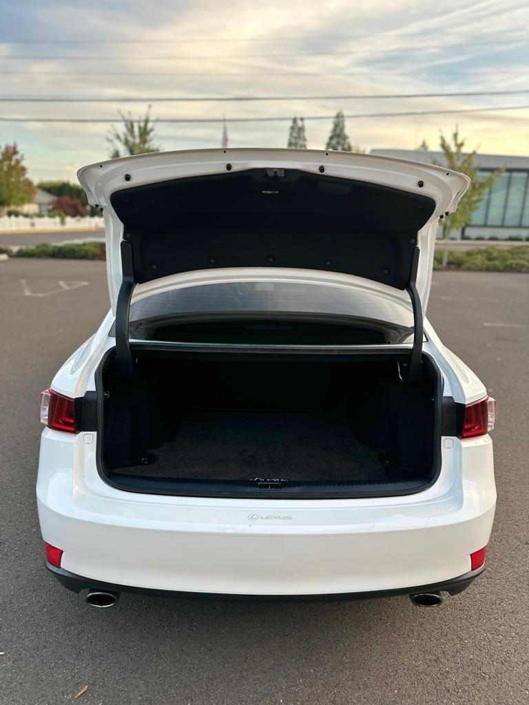Lexus IS 250 4dr Sport Sdn AWD 2015