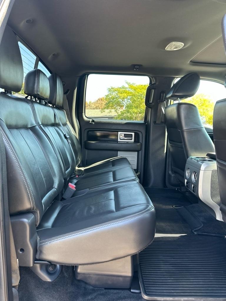 Ford F-150 4WD SuperCrew 145" Platinum 2011