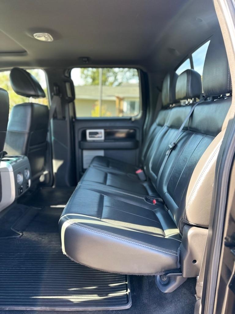 Ford F-150 4WD SuperCrew 145" Platinum 2011