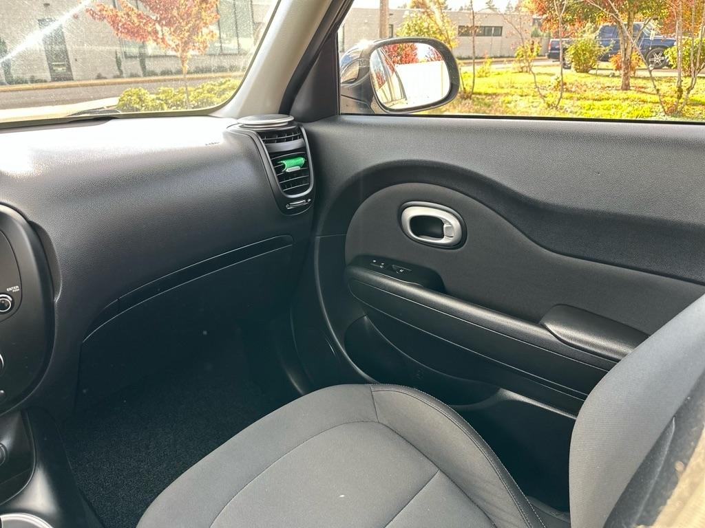 Kia Soul 5dr Wgn Man Base 2014