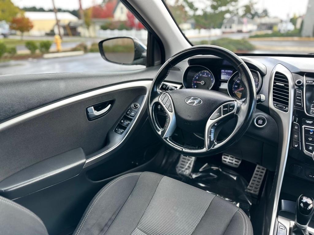 Hyundai Elantra GT 5dr HB Auto PZEV 2013