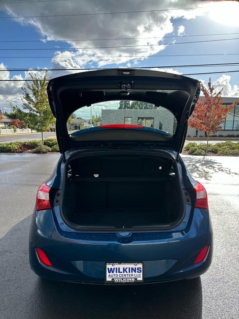 Hyundai Elantra GT 5dr HB Auto PZEV 2013