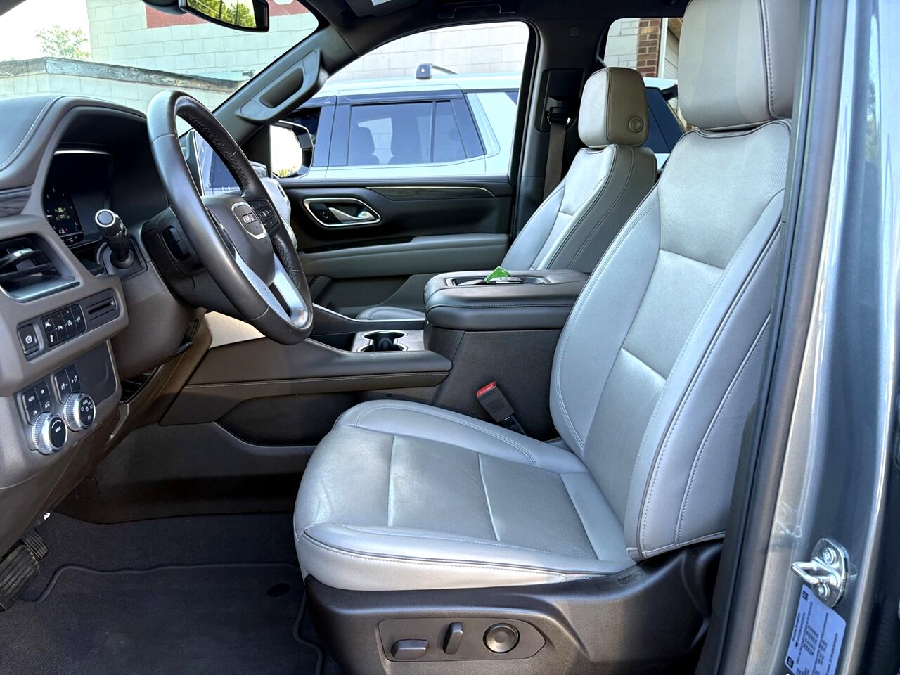 GMC Yukon SLT 4WD 2022