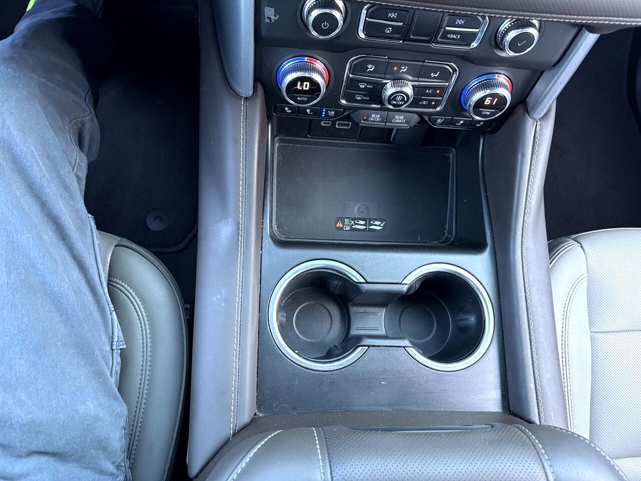 GMC Yukon SLT 4WD 2022