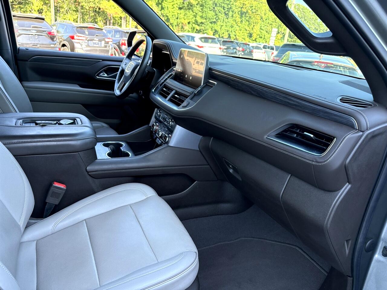 GMC Yukon SLT 4WD 2022