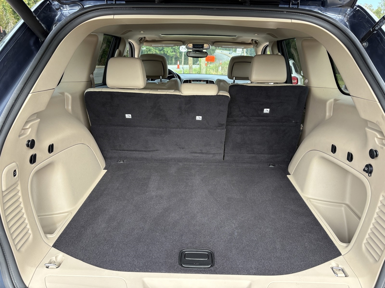 Jeep Grand Cherokee Limited 2WD 2021