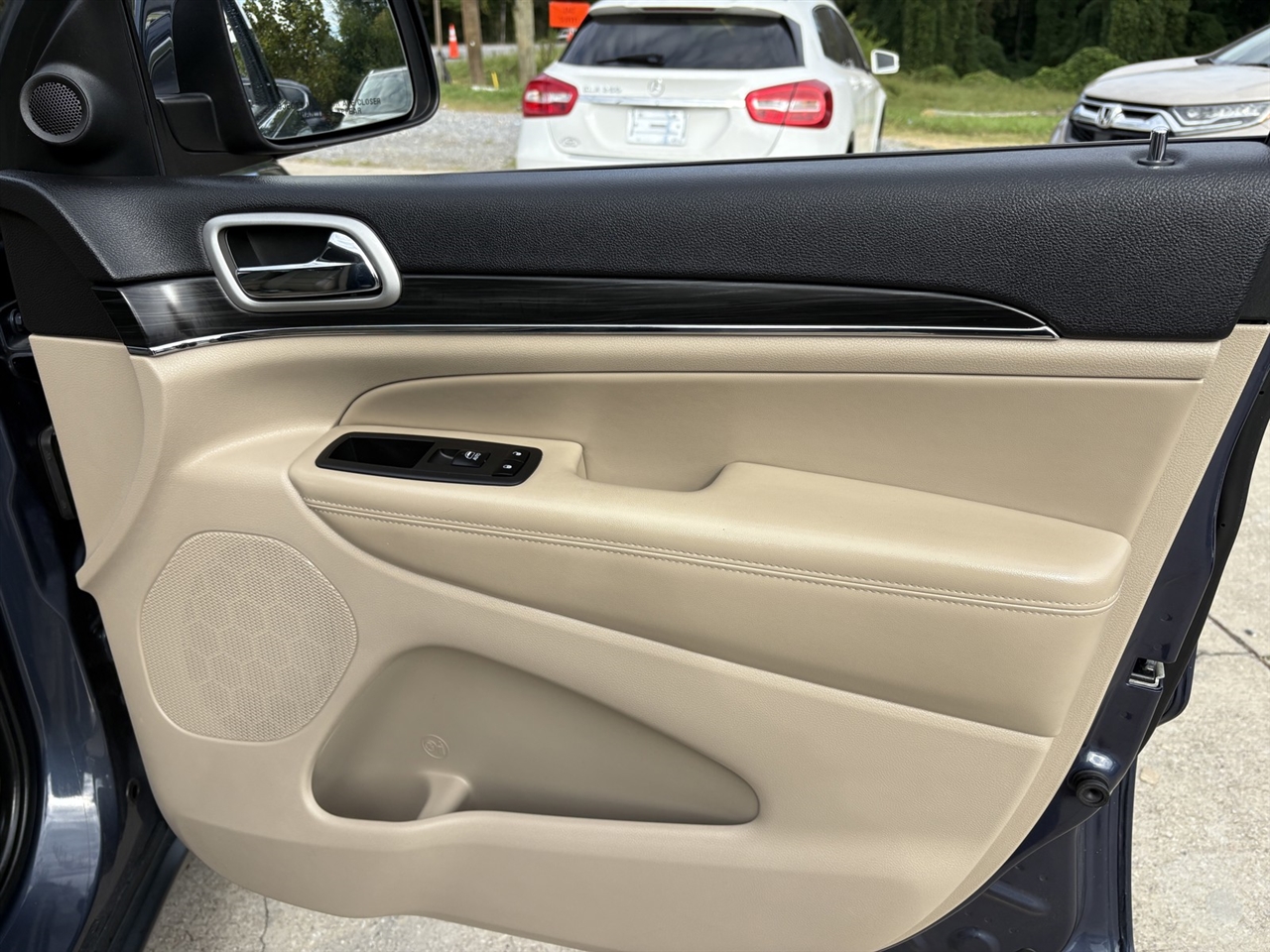 Jeep Grand Cherokee Limited 2WD 2021