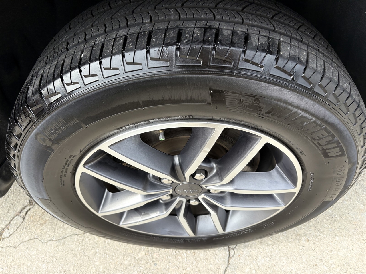 Jeep Grand Cherokee Limited 2WD 2021