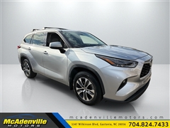 2022 Toyota Highlander Hybrid  2022 Toyota Highlander Hybrid