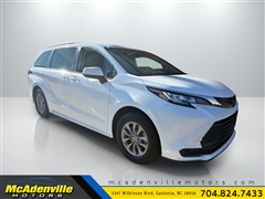 2022 Toyota Sienna 