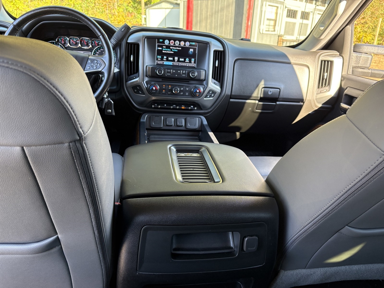 Chevrolet Silverado 3500HD LTZ Crew Cab 4WD 2018